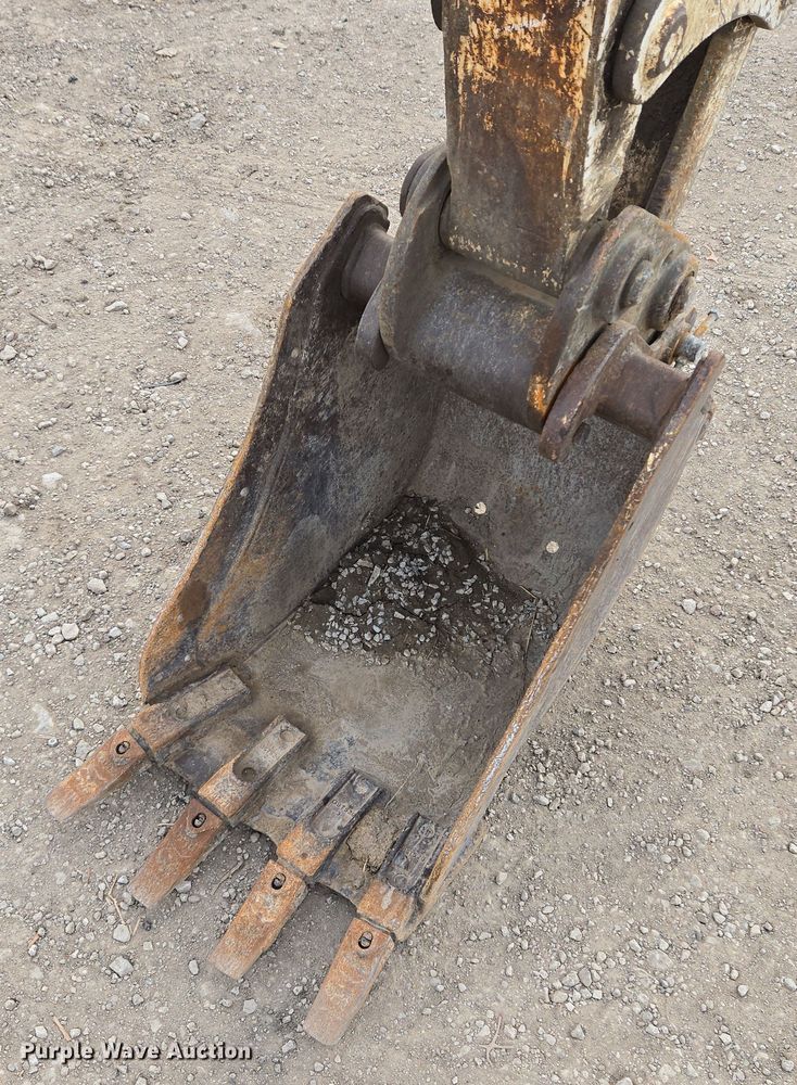 image for item EQ6887 2005 Bobcat  435 mini excavator