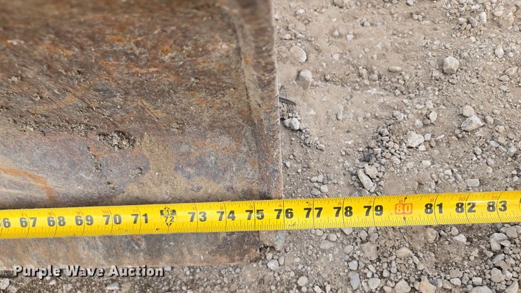 image for item EQ6887 2005 Bobcat  435 mini excavator