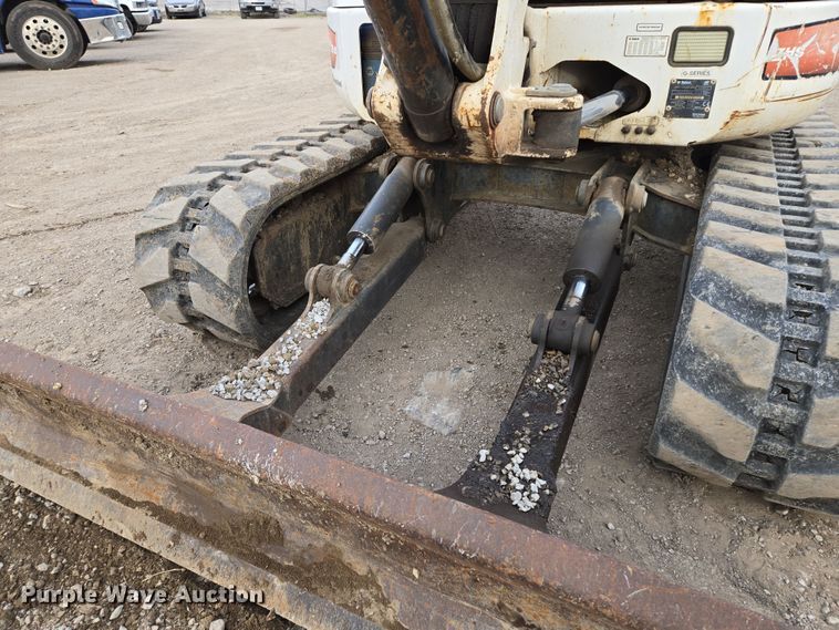 image for item EQ6887 2005 Bobcat  435 mini excavator