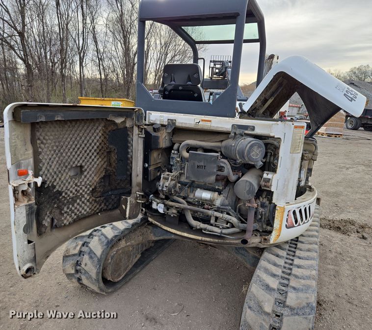 image for item EQ6887 2005 Bobcat  435 mini excavator