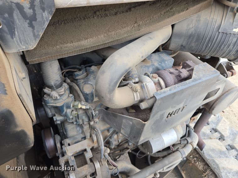 image for item EQ6887 2005 Bobcat  435 mini excavator