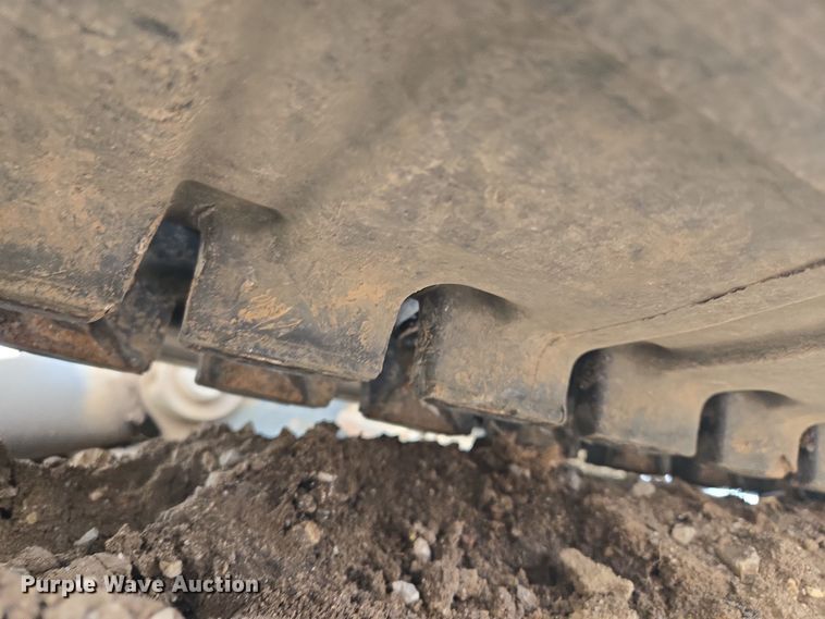 image for item EQ6887 2005 Bobcat  435 mini excavator