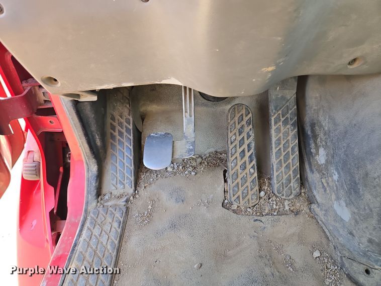 image for item EQ6889 1998 Ford AT9513 flatbed truck