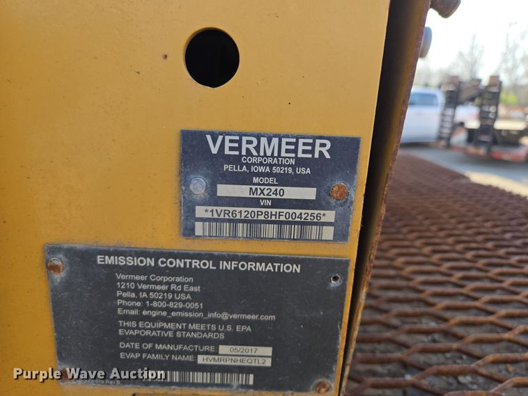 image for item EQ6889 1998 Ford AT9513 flatbed truck