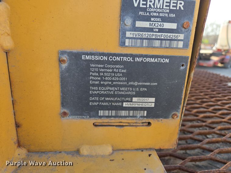 image for item EQ6889 1998 Ford AT9513 flatbed truck