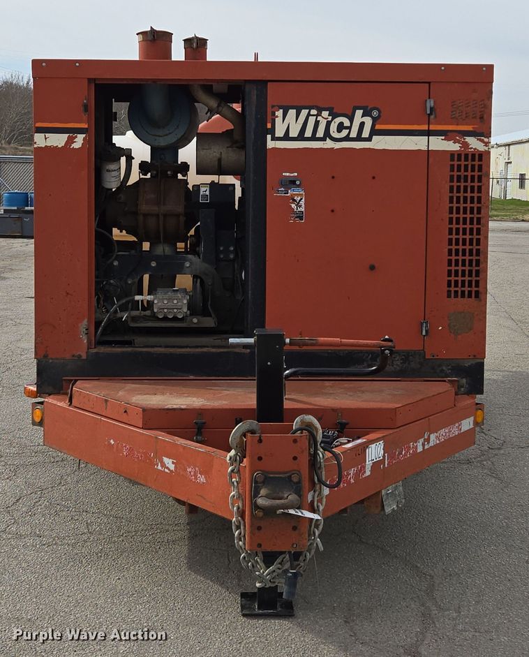image for item EQ6892 2006 Ditch Witch  FX60 vacuum trailer