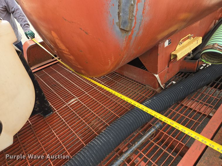 image for item EQ6892 2006 Ditch Witch  FX60 vacuum trailer