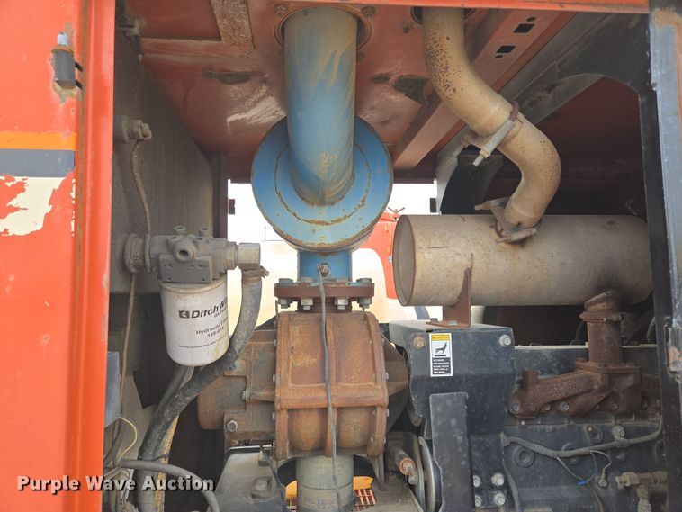 image for item EQ6892 2006 Ditch Witch  FX60 vacuum trailer