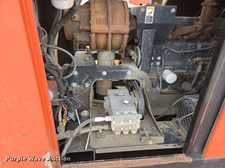 image for item EQ6892 2006 Ditch Witch  FX60 vacuum trailer