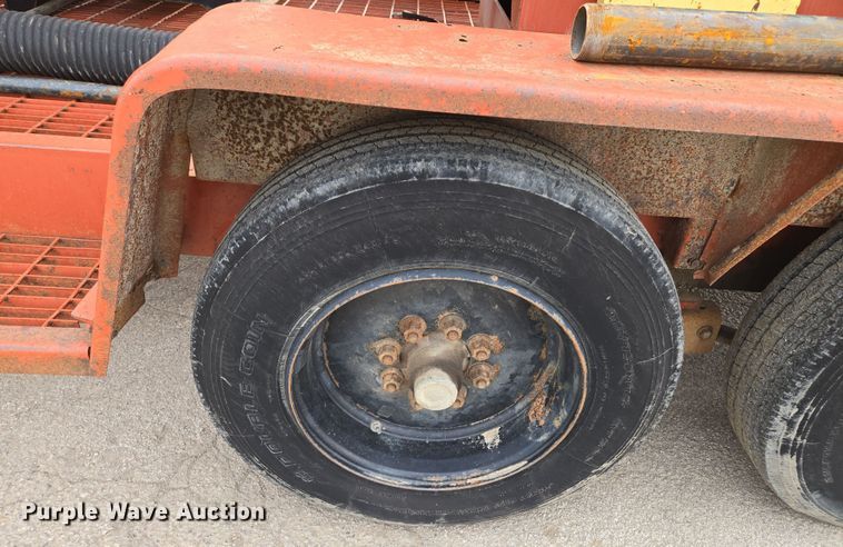 image for item EQ6892 2006 Ditch Witch  FX60 vacuum trailer