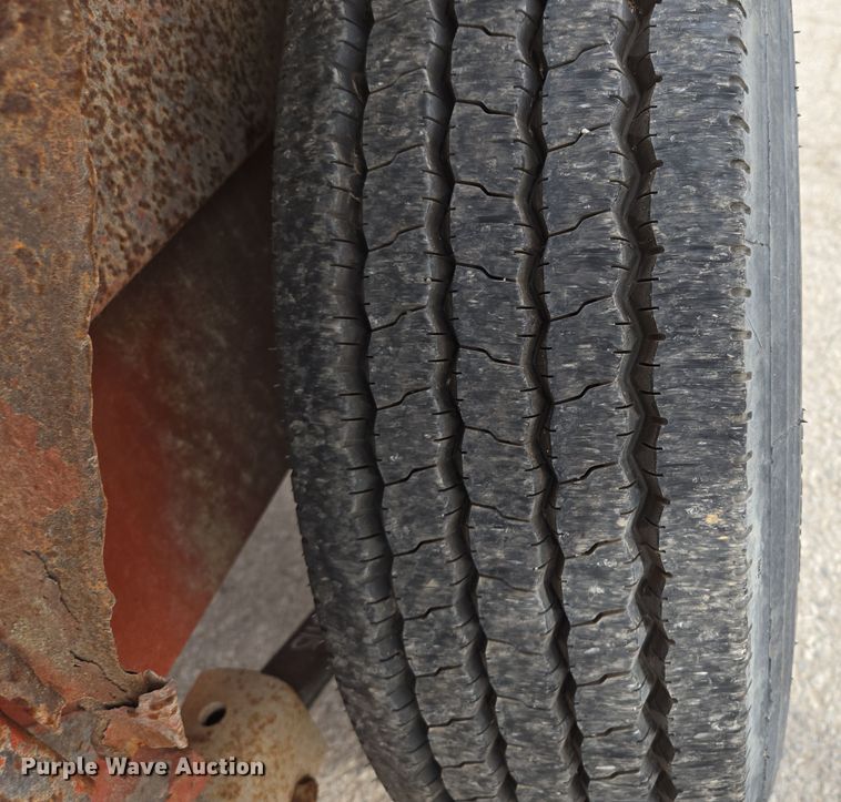 image for item EQ6892 2006 Ditch Witch  FX60 vacuum trailer