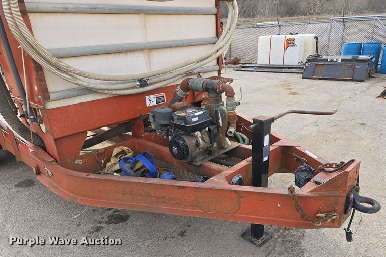 image for item EQ6893 2006 Belshe equipment trailer
