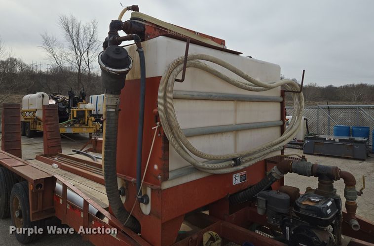 image for item EQ6893 2006 Belshe equipment trailer