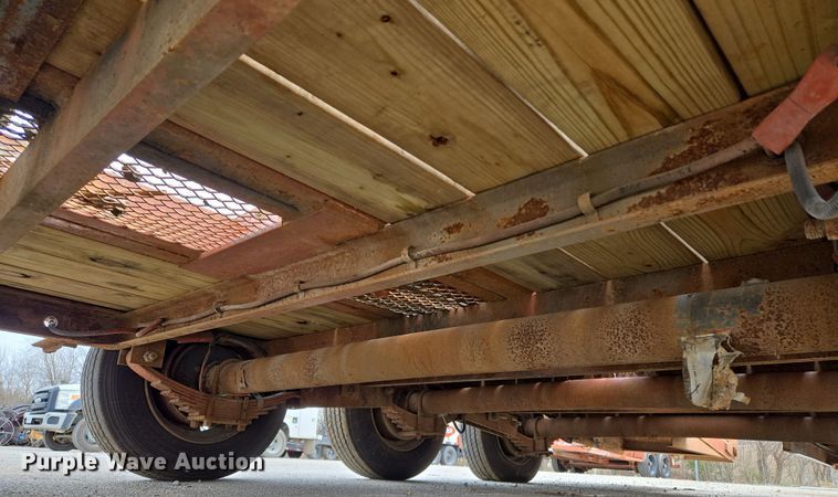 image for item EQ6893 2006 Belshe equipment trailer