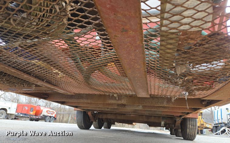 image for item EQ6893 2006 Belshe equipment trailer