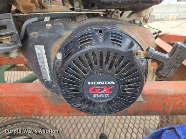 image for item EQ6893 2006 Belshe equipment trailer