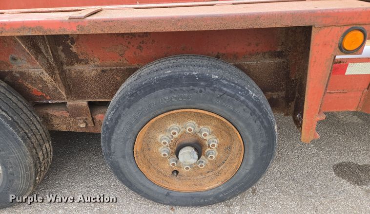 image for item EQ6893 2006 Belshe equipment trailer