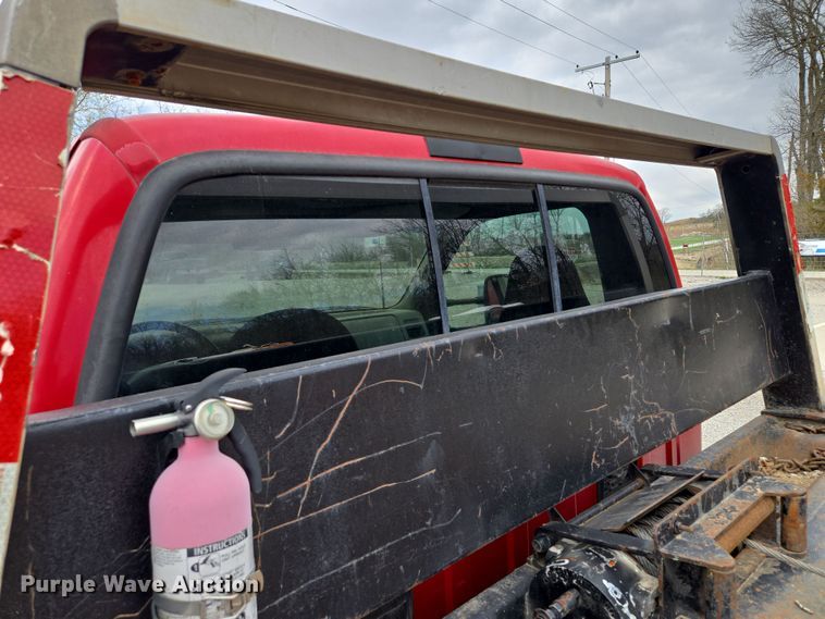 image for item EQ6903 1999 Ford  F550 Super Duty  rollback truck