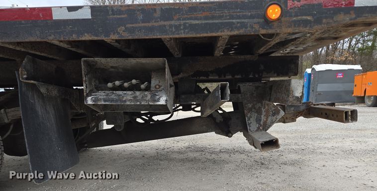 image for item EQ6903 1999 Ford  F550 Super Duty  rollback truck