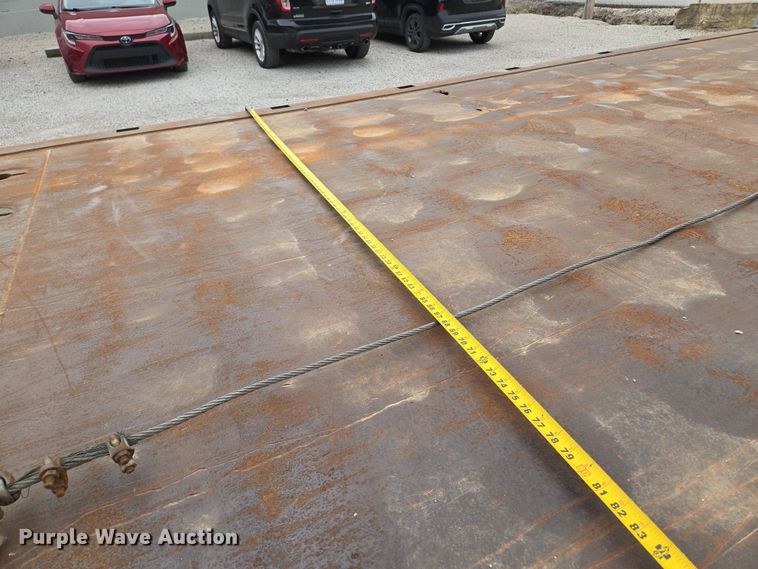 image for item EQ6903 1999 Ford  F550 Super Duty  rollback truck