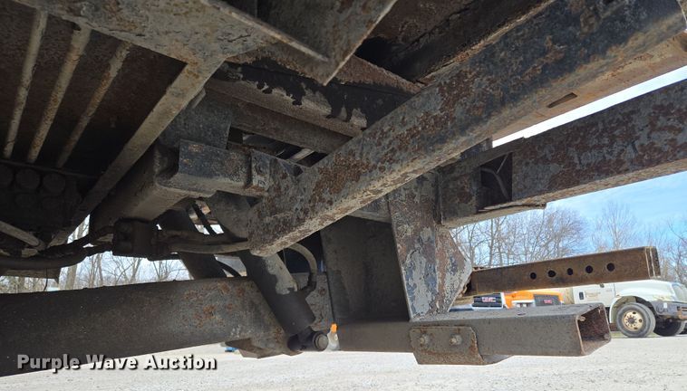 image for item EQ6903 1999 Ford  F550 Super Duty  rollback truck