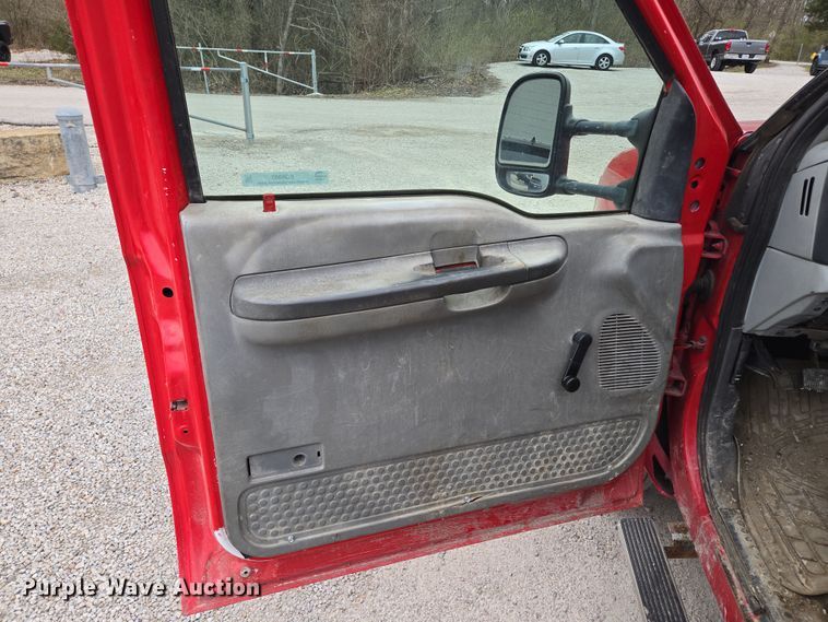 image for item EQ6903 1999 Ford  F550 Super Duty  rollback truck