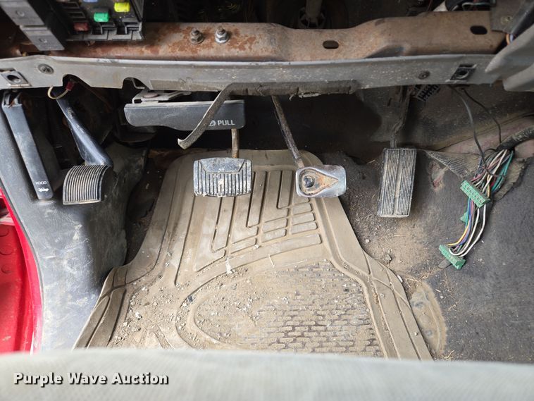 image for item EQ6903 1999 Ford  F550 Super Duty  rollback truck