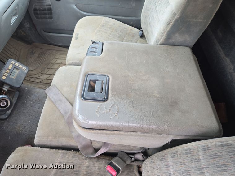 image for item EQ6903 1999 Ford  F550 Super Duty  rollback truck