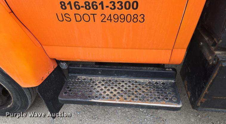 image for item EQ6904 2008 GMC  C4500 flatbed truck