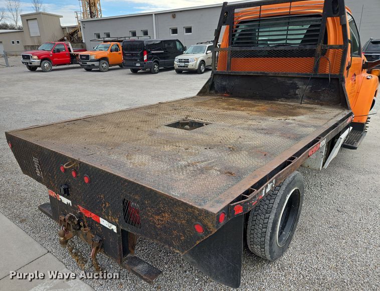 image for item EQ6904 2008 GMC  C4500 flatbed truck