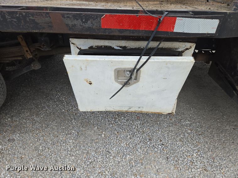 image for item EQ6904 2008 GMC  C4500 flatbed truck