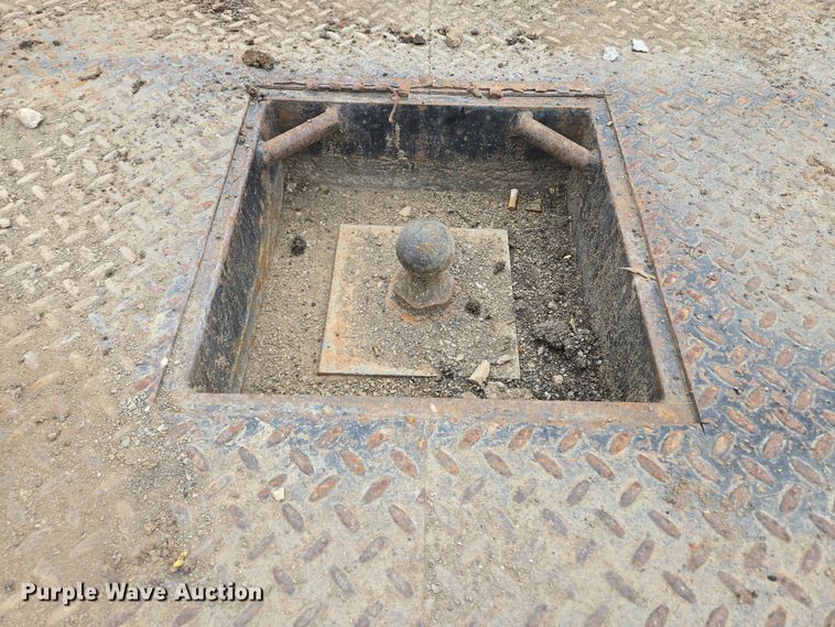 image for item EQ6904 2008 GMC  C4500 flatbed truck