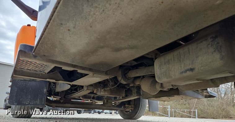 image for item EQ6904 2008 GMC  C4500 flatbed truck