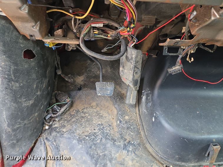 image for item EQ6904 2008 GMC  C4500 flatbed truck