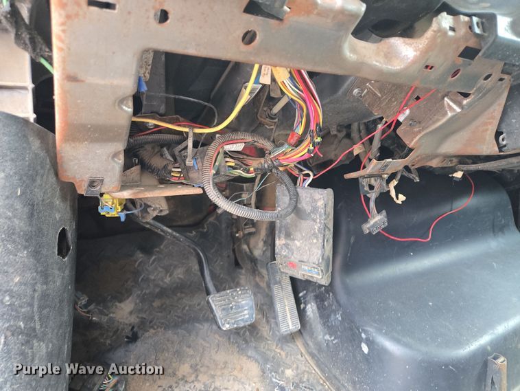 image for item EQ6904 2008 GMC  C4500 flatbed truck