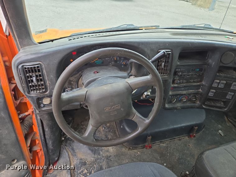 image for item EQ6904 2008 GMC  C4500 flatbed truck