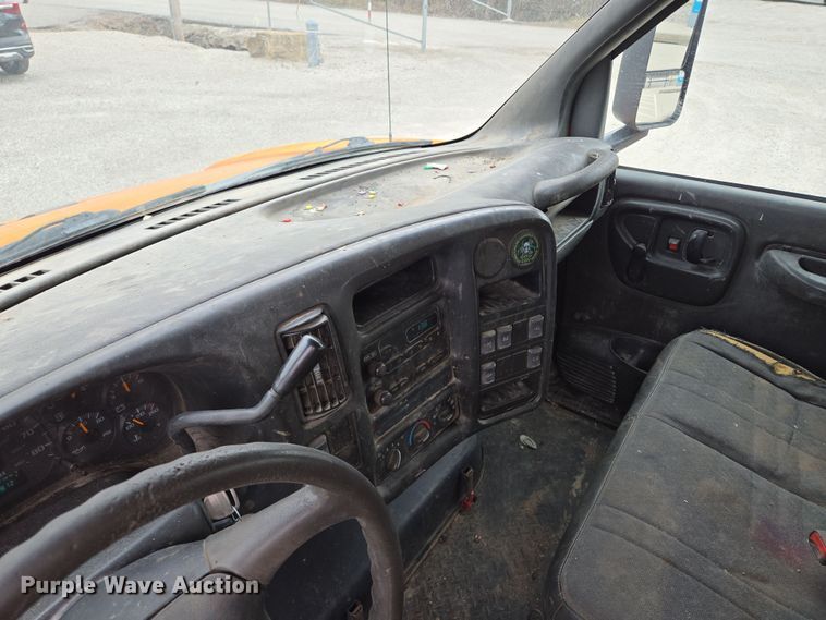 image for item EQ6904 2008 GMC  C4500 flatbed truck