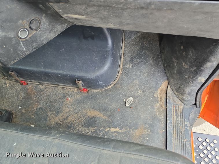 image for item EQ6904 2008 GMC  C4500 flatbed truck