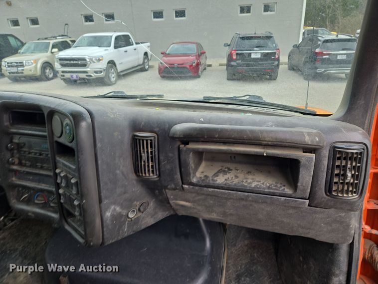 image for item EQ6904 2008 GMC  C4500 flatbed truck