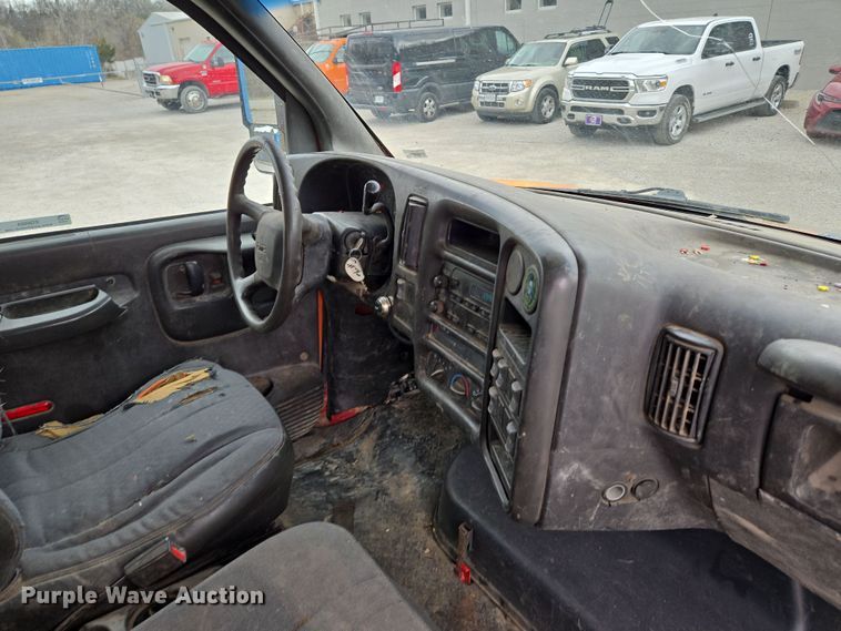 image for item EQ6904 2008 GMC  C4500 flatbed truck