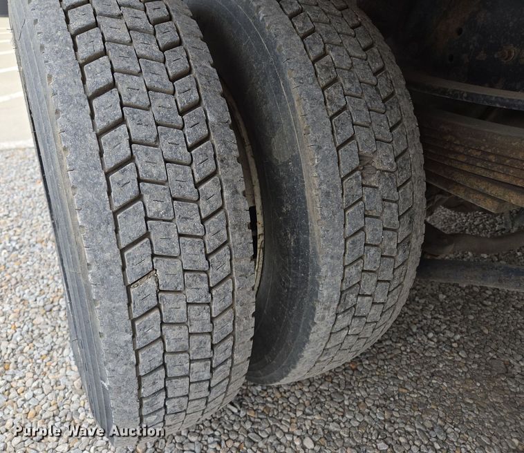 image for item EQ6904 2008 GMC  C4500 flatbed truck