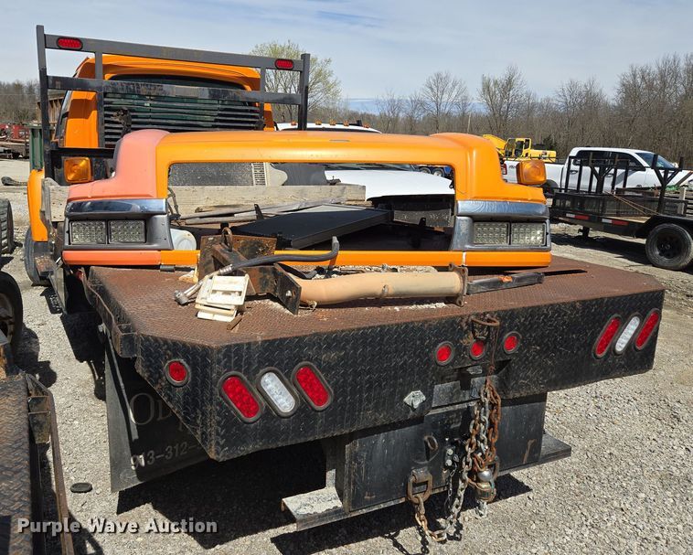 image for item EQ6911 2008 GMC C4500 flatbed truck