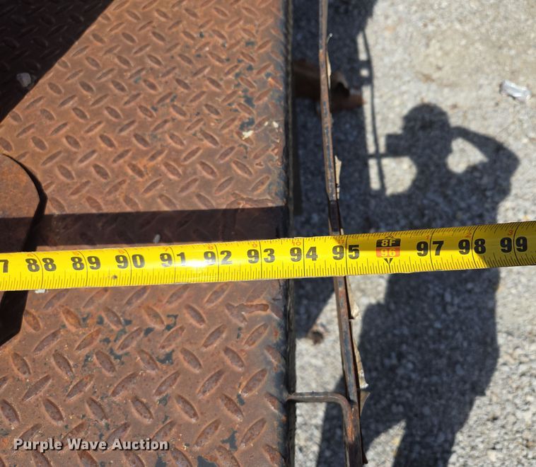 image for item EQ6911 2008 GMC C4500 flatbed truck