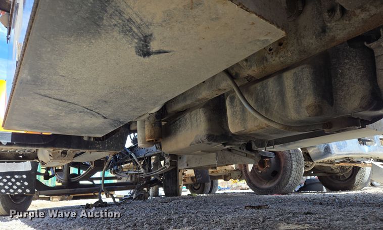 image for item EQ6911 2008 GMC C4500 flatbed truck