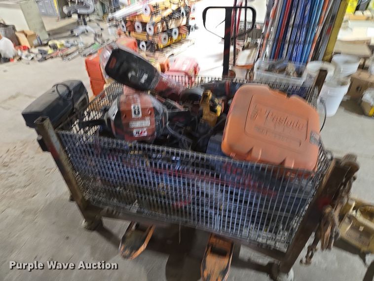 image for item EQ6918 Tools 