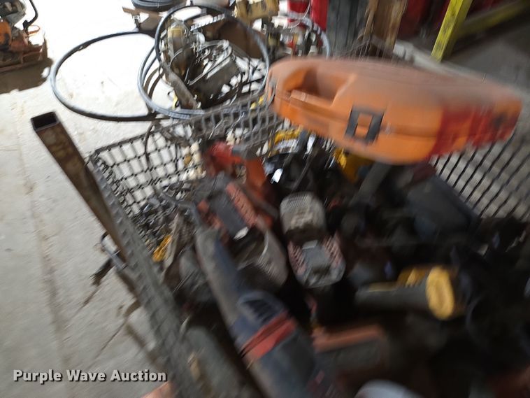 image for item EQ6918 Tools 