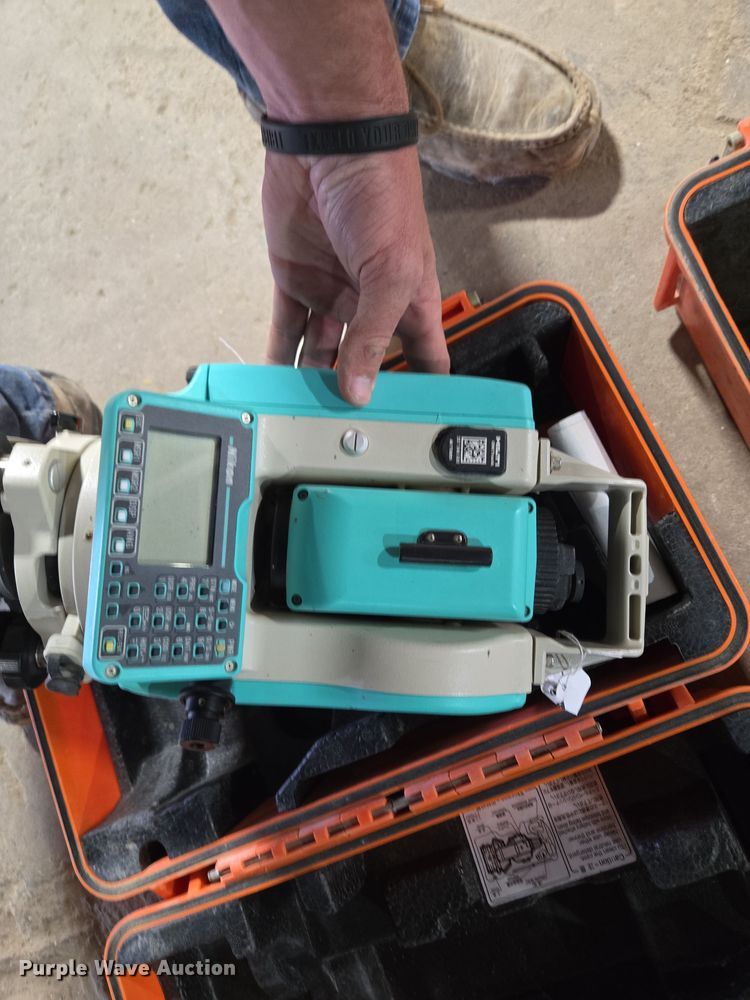 image for item EQ6919 Survey equipment