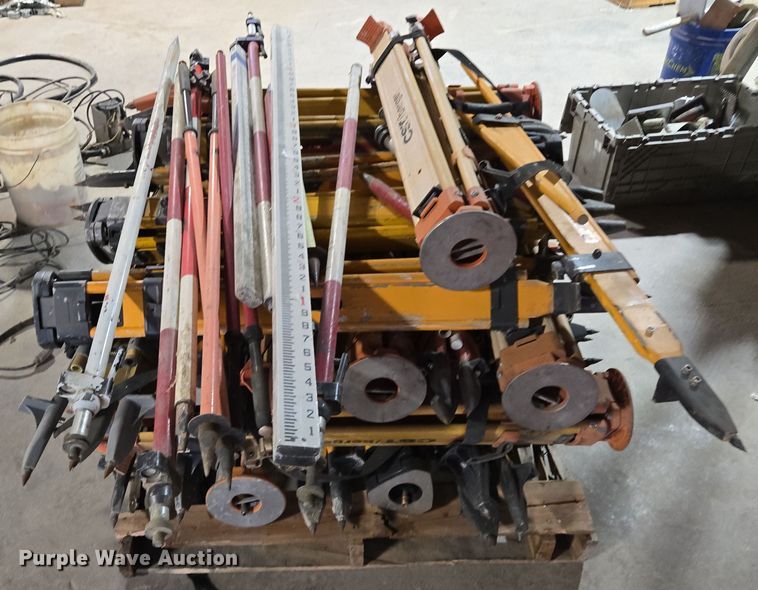 image for item EQ6921  Approximately 20 tripods 