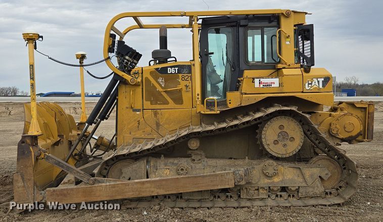 image for item EQ6939 2014 Caterpillar  D6T LGP  dozer