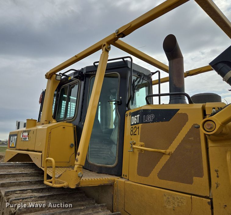 image for item EQ6939 2014 Caterpillar  D6T LGP  dozer